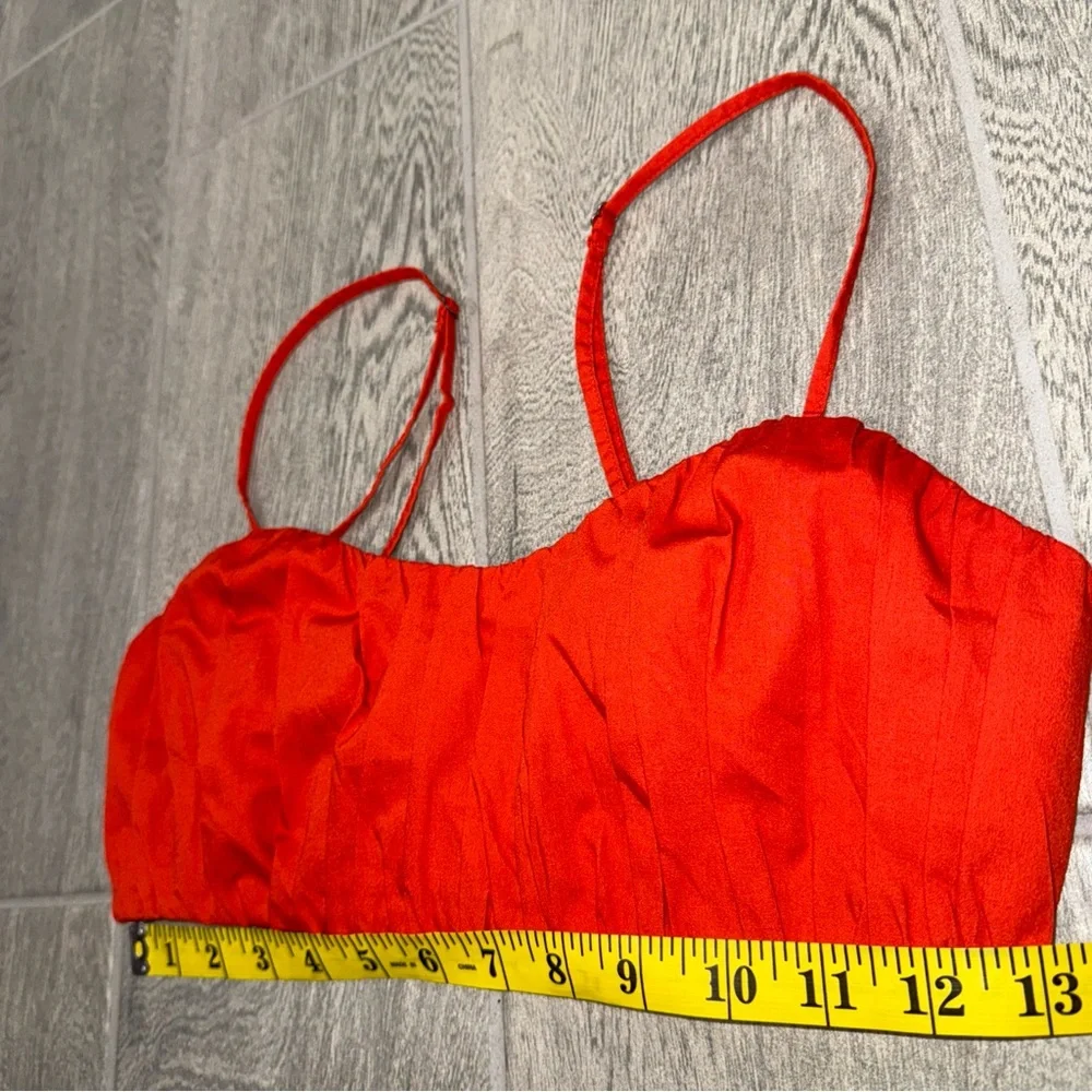 Abercrombie & Fitch Cropped Top Small‎ Orange Red Pleated Sweetheart Neckline